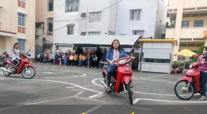 Thi bằng lái xe máy tại Đại Học Điện Lực Hà Nội Thi bằng lái xe máy tại Đại Học Điện Lực